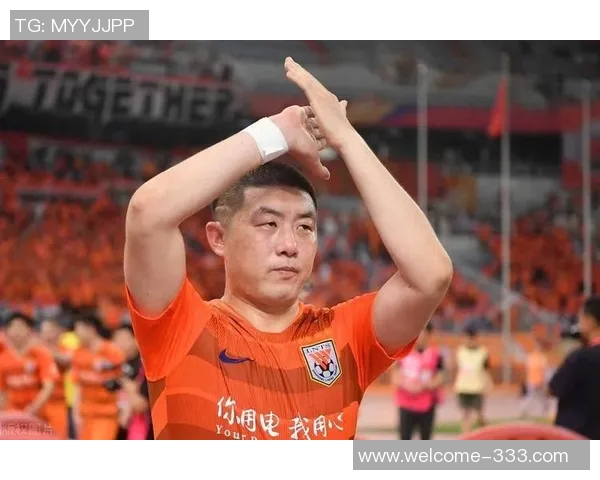 鲁媒报道泰山队计划引进外援中卫中场及两三名实力派内援提升球队竞争力